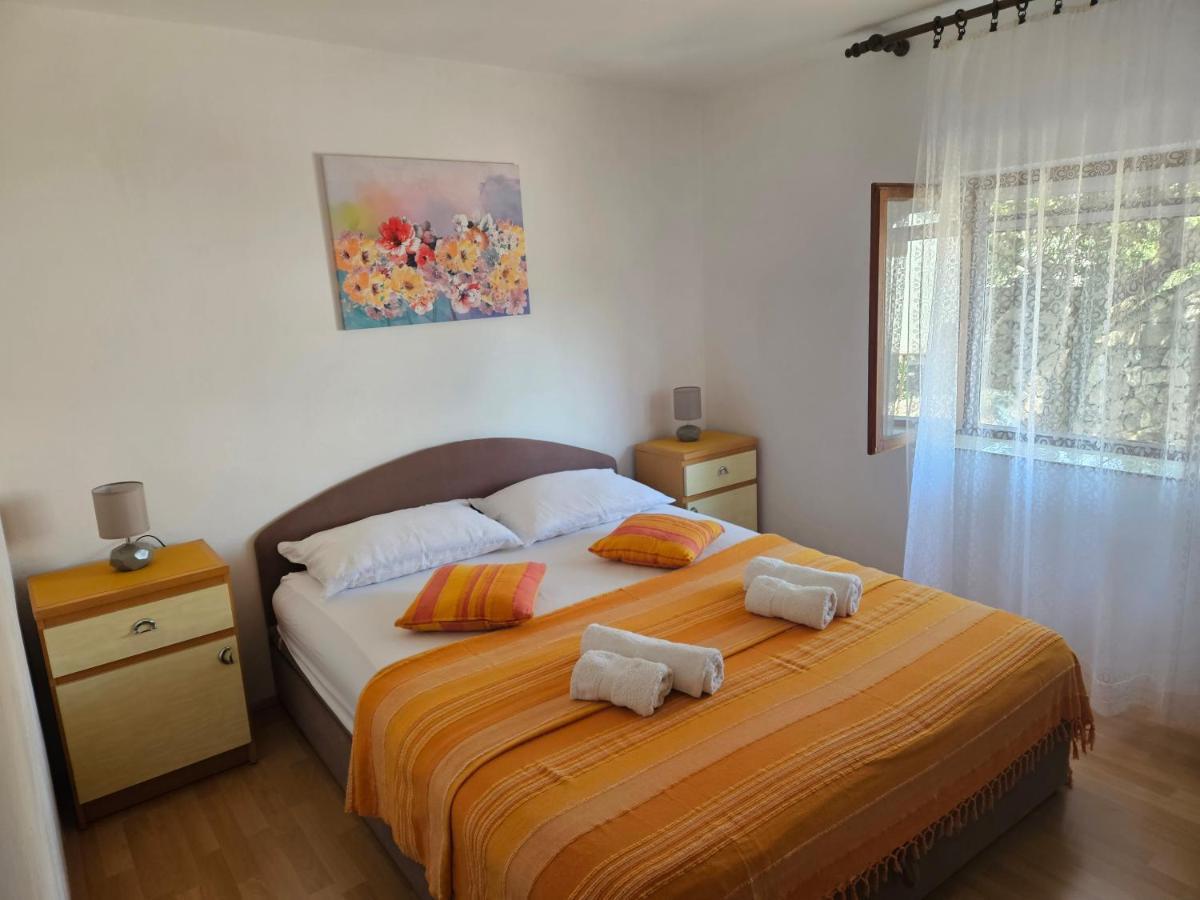 Apartment Ema โตรกีร์ ภายนอก รูปภาพ